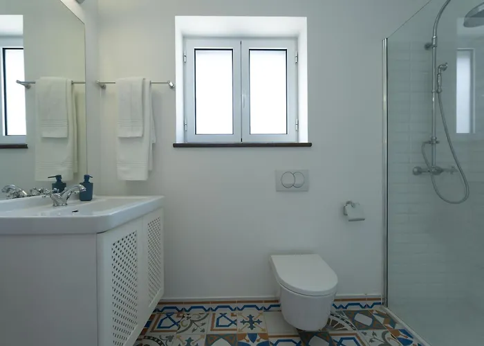 Casa Pereira * Relogio do Poiso