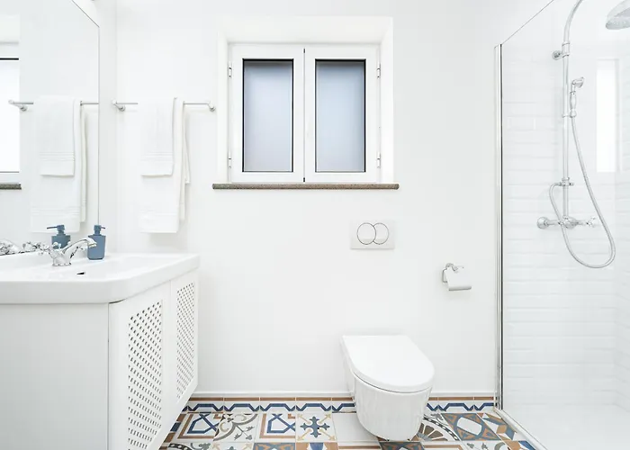 Casa Pereira * Relogio do Poiso